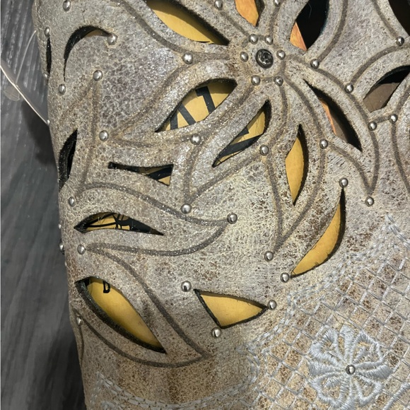 Corral Women's Floral Cutout Western Boots - Picture 7 of 7